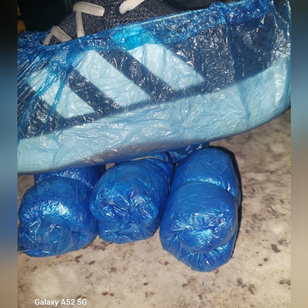 FOOT Covers NO MESSY FLOORS